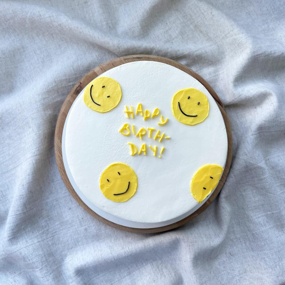 Бенто 1 кг со смайлами