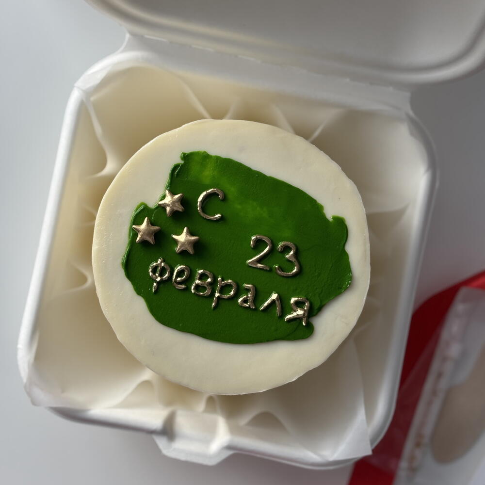 Бенто 23 февраля с сахарной картинкой