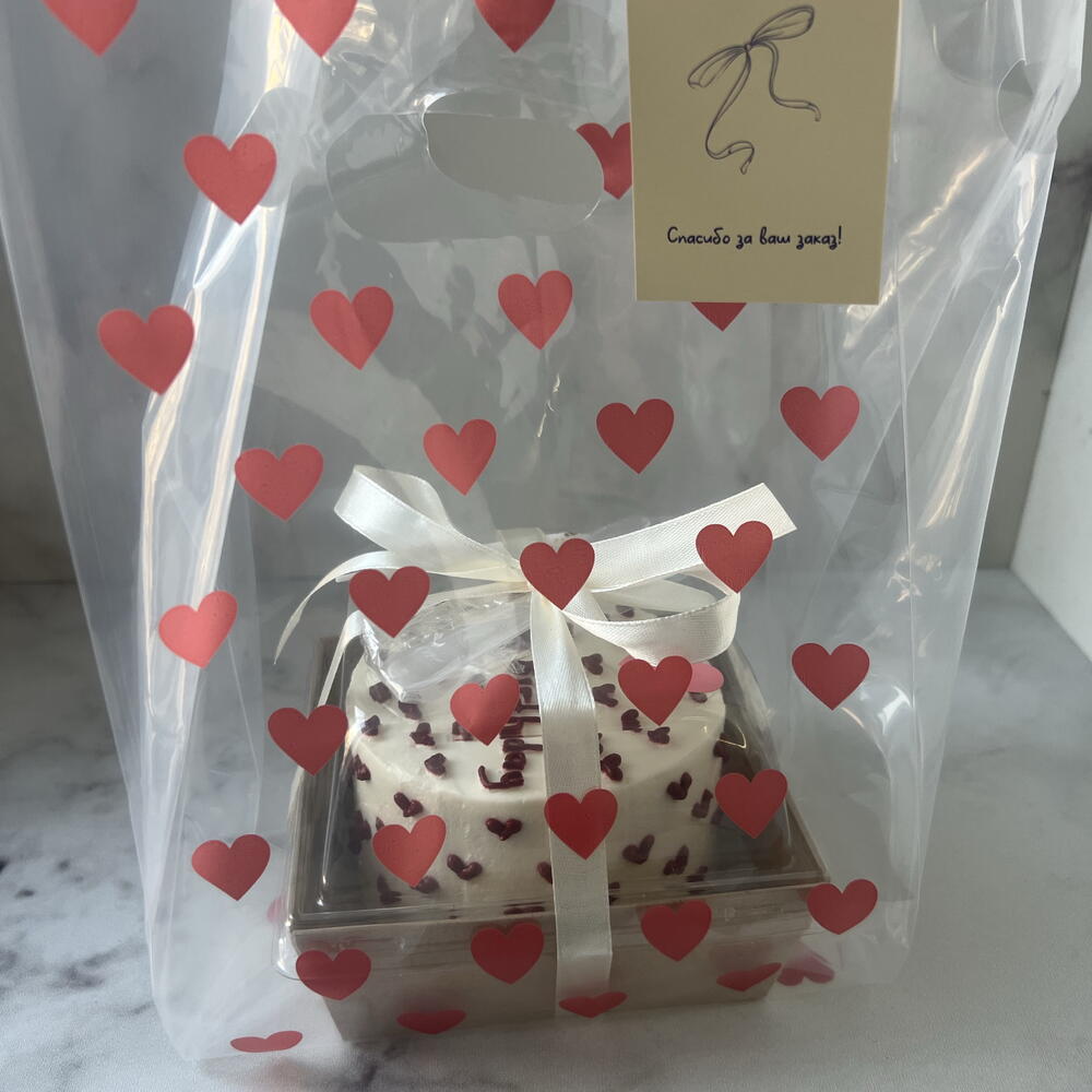 Бенто белый с надписью и сердечками