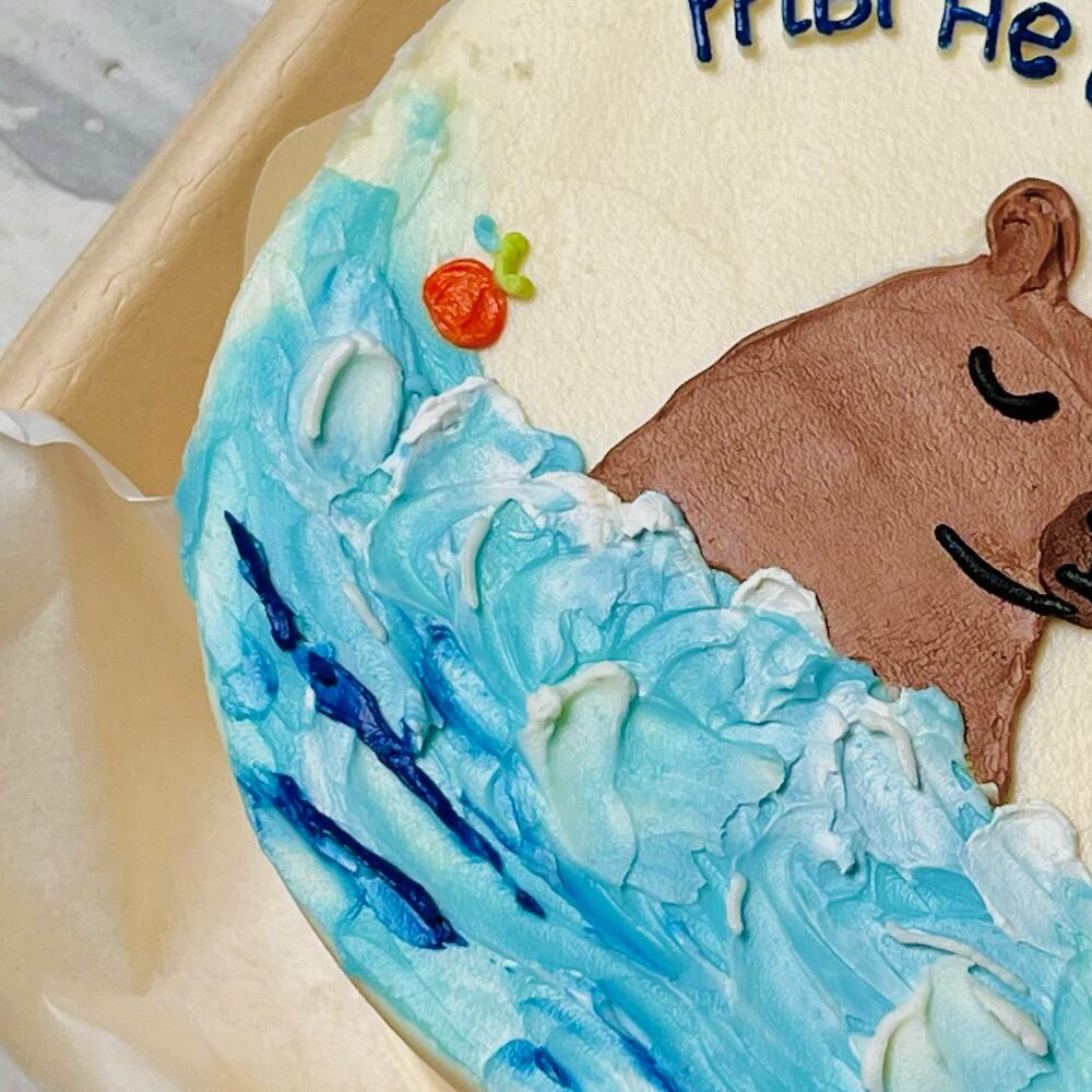 Бенто без паники, ты не старенький/торт с капибарой/торт на день рождения