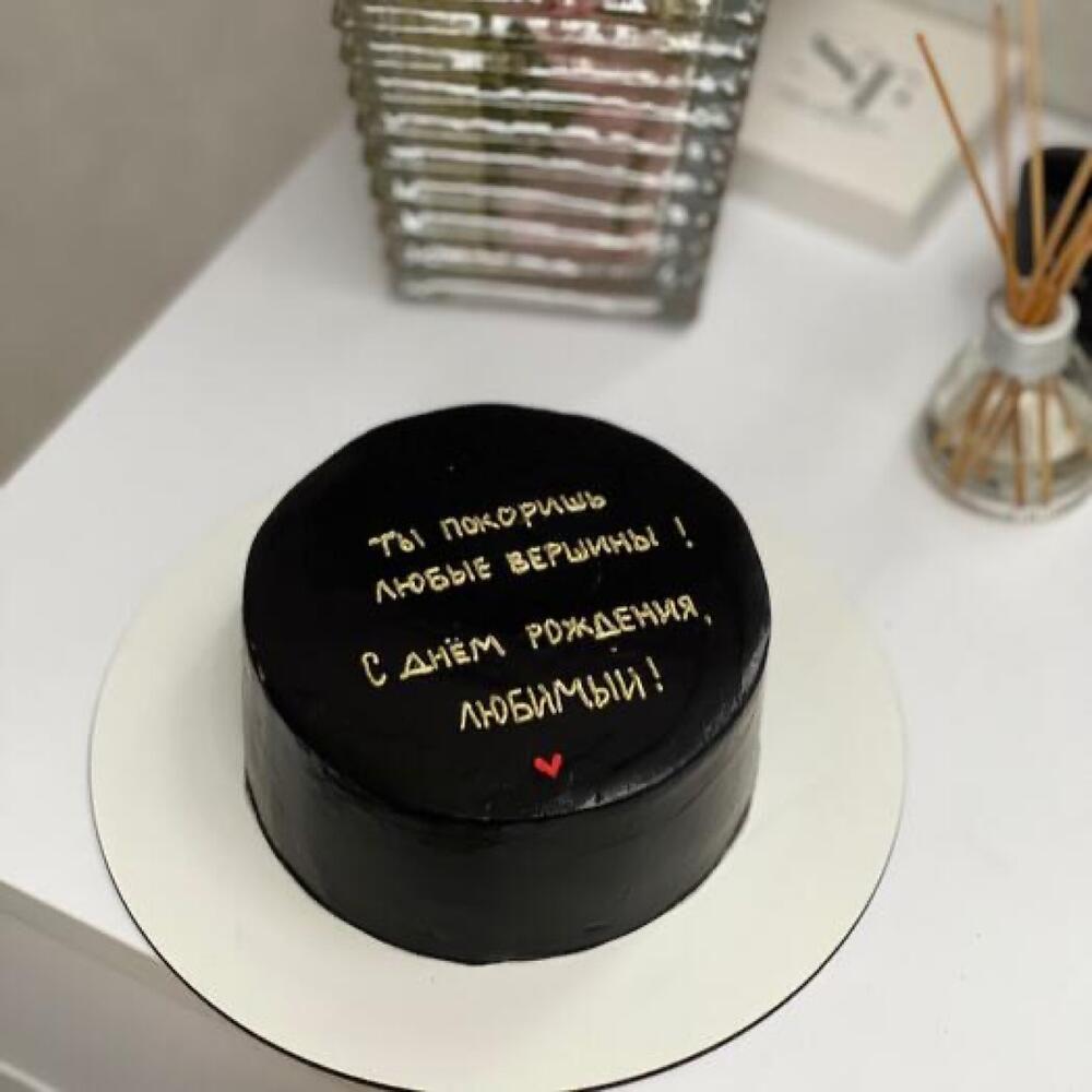 Бенто черный торт мужчине