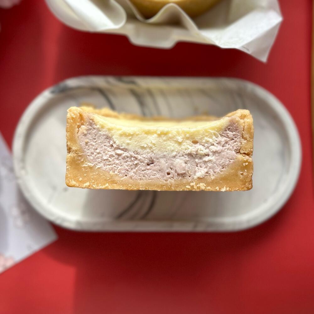 Бенто чизкейк с клубникой в подарок подруге на день рождения