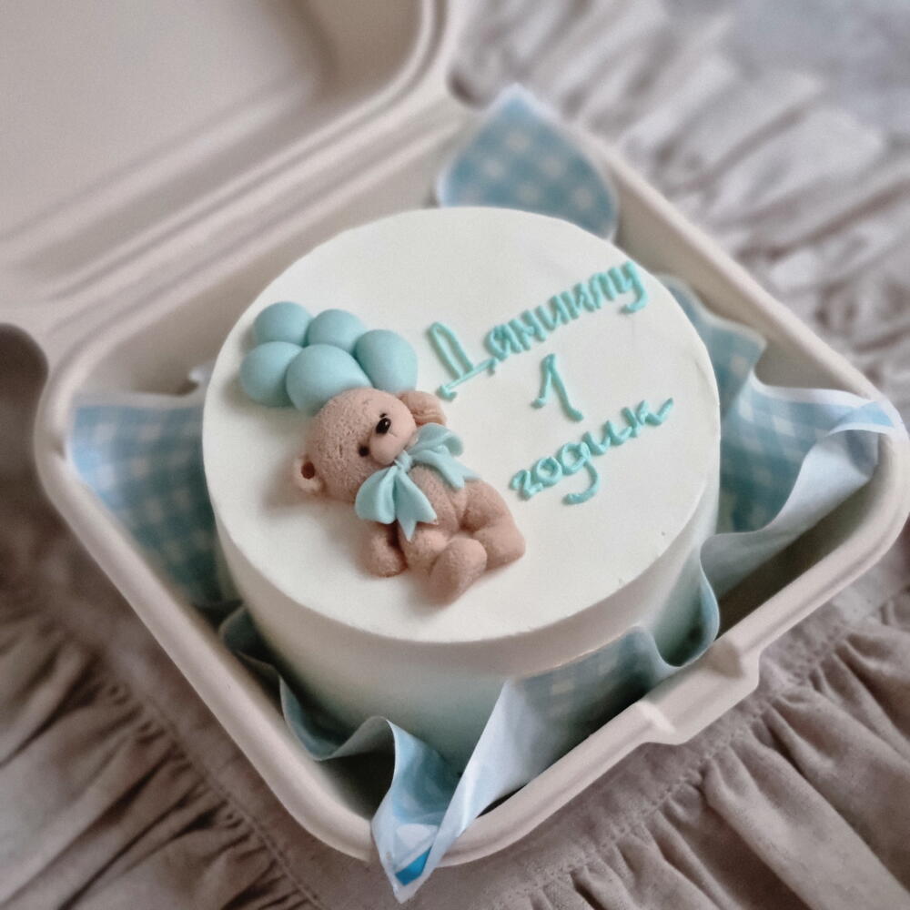 Бенто для малыша с мишкой