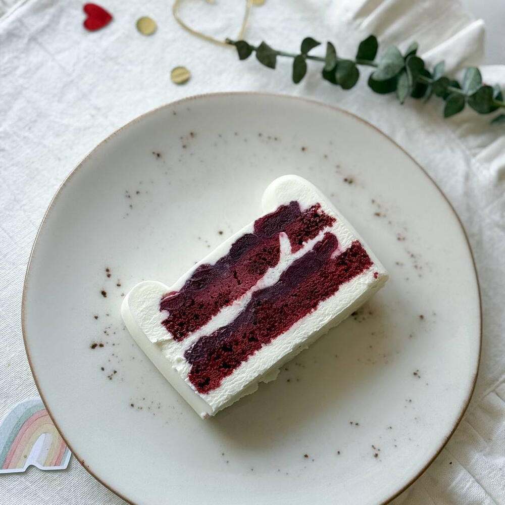 Бенто Фигурное красный бархат