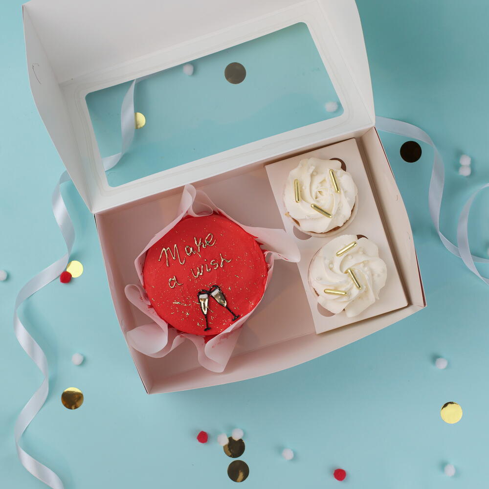 Бенто и 2 капкейка Загадывай желание