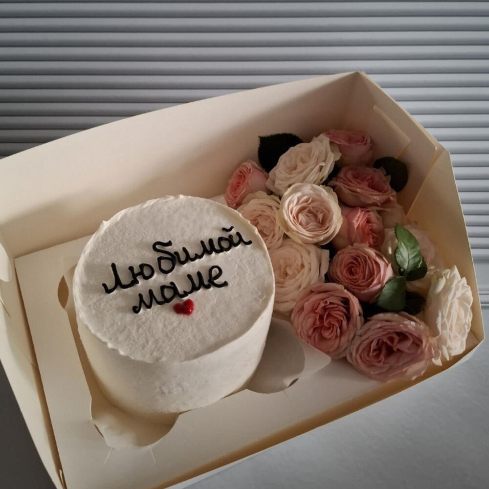 Бенто и цветы набор ко Дню Влюбленных