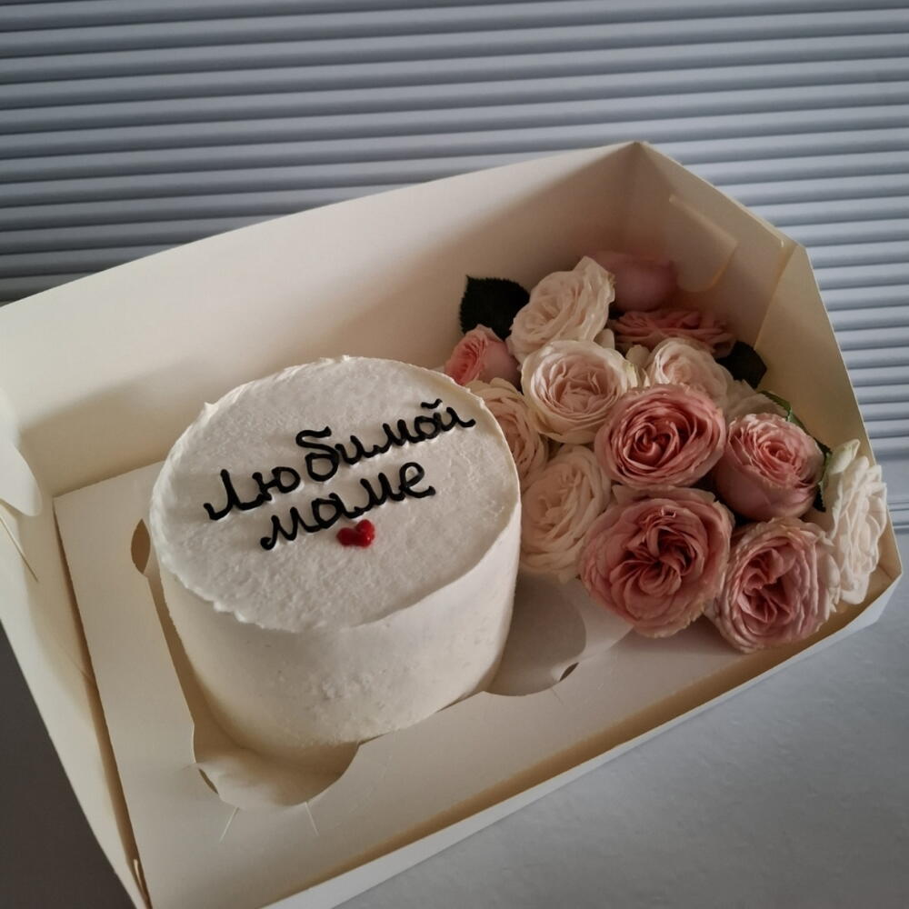 Бенто и цветы набор ко Дню Влюбленных