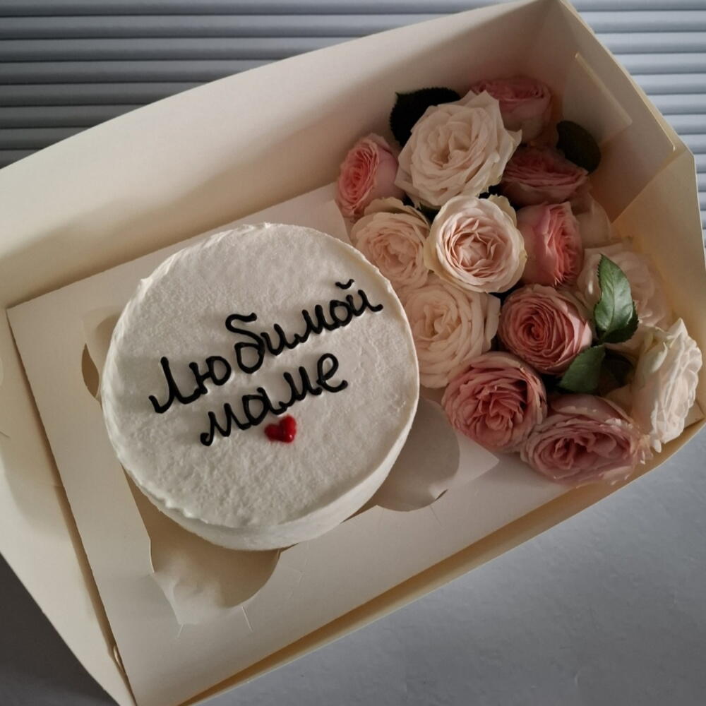 Бенто и цветы набор ко Дню Влюбленных