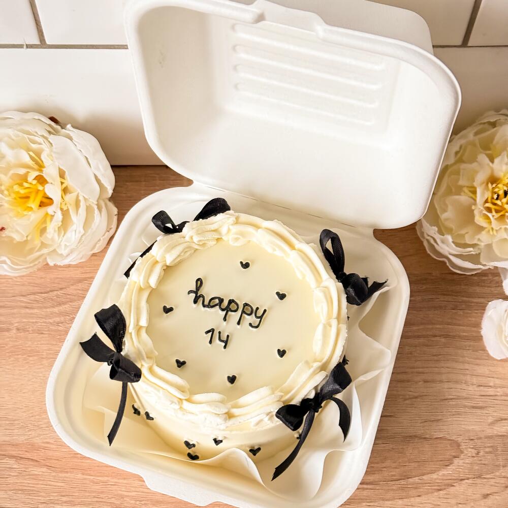 Бенто ламбет с бантиками и сердечками