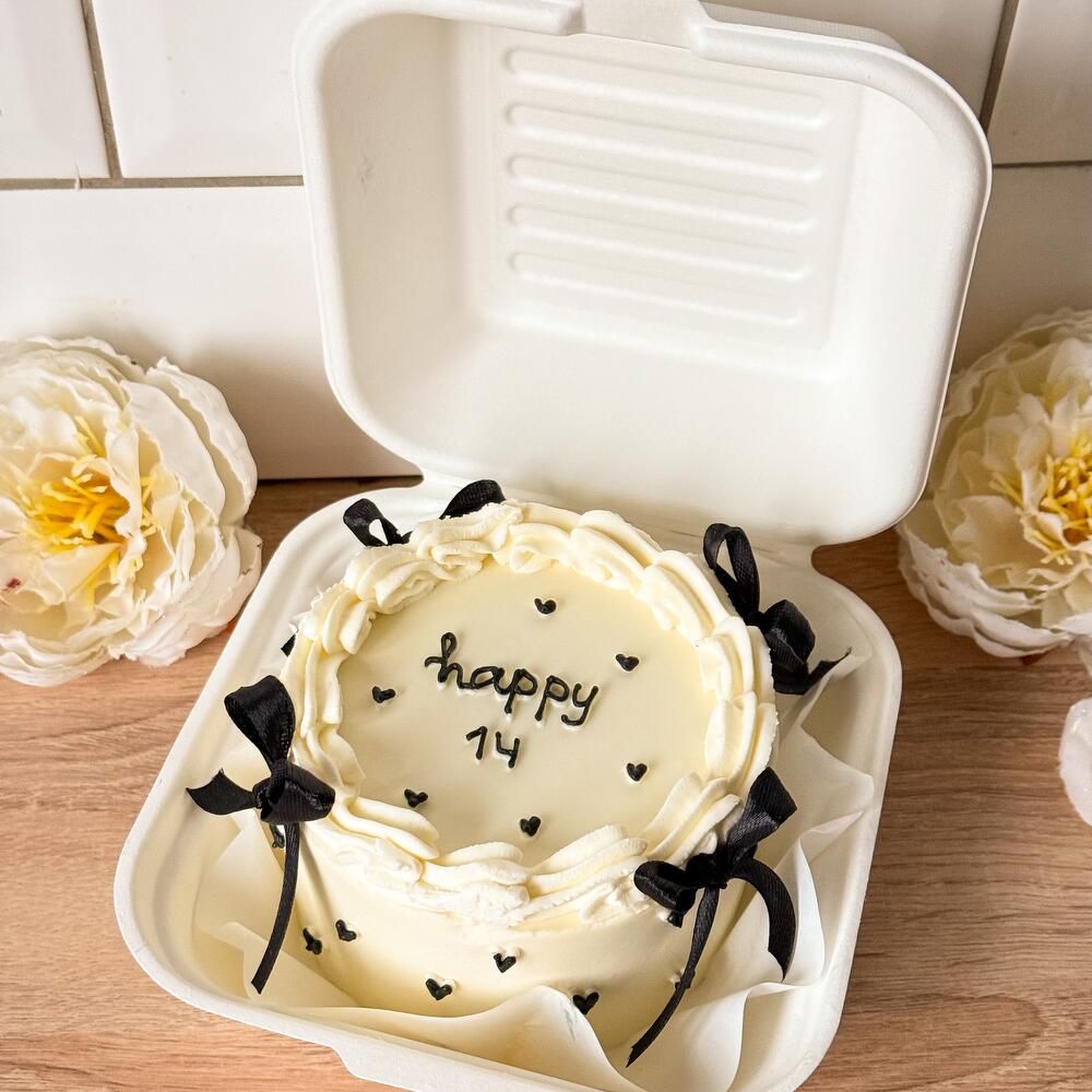 Бенто ламбет с бантиками и сердечками