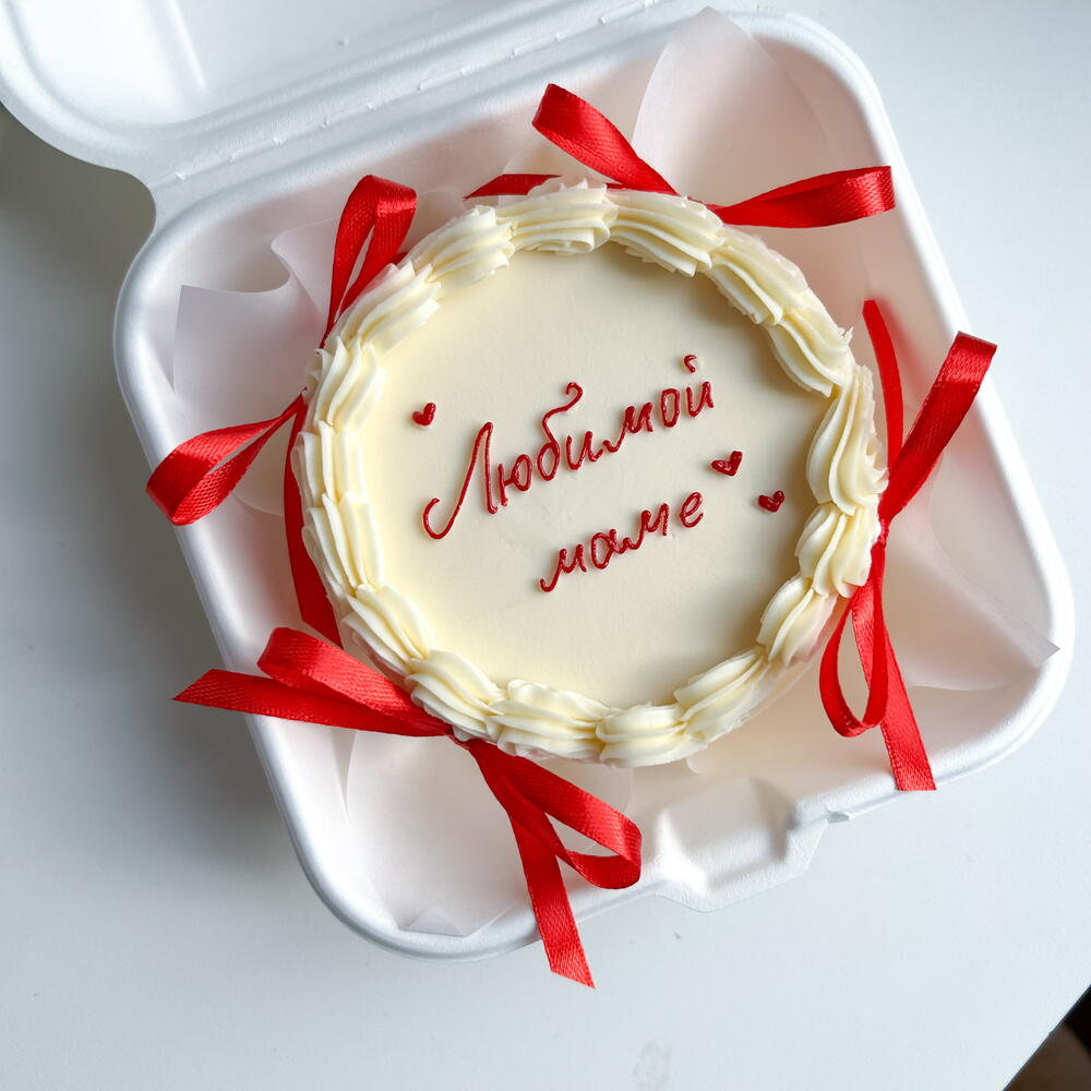 Бенто Ламбет с красными бантиками «Любимой маме»