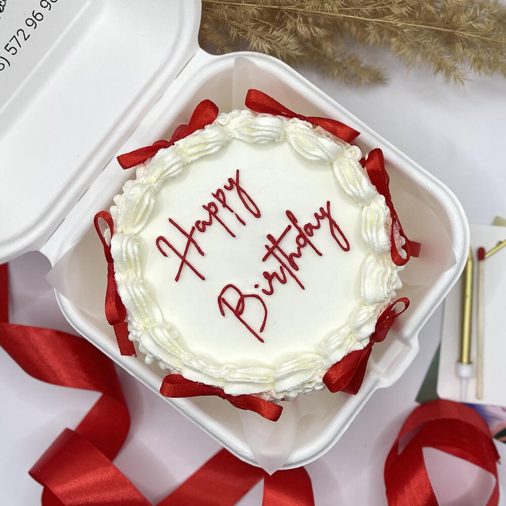 Бенто ламбет с рюшами, красными бантиками и Вашей надписью XL 700гр