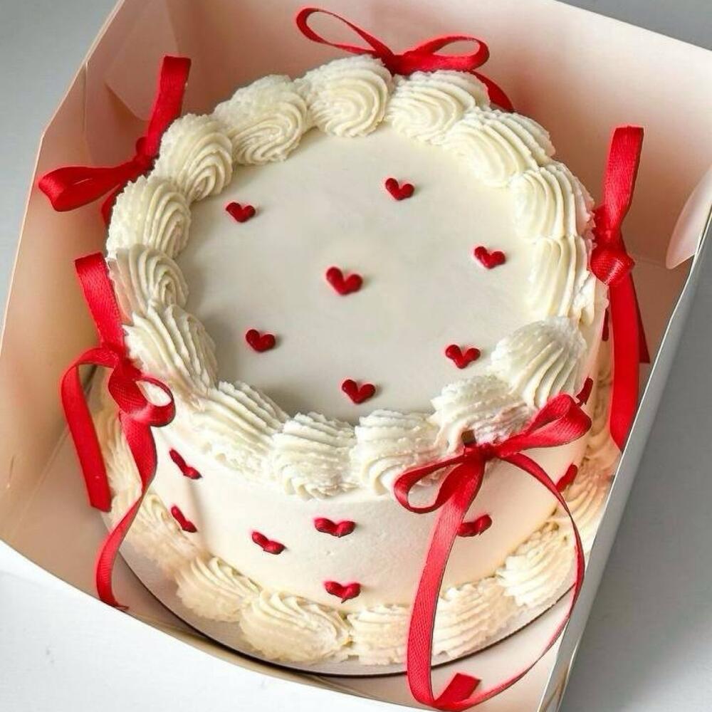 Бенто МАХ торт с красными бантиками