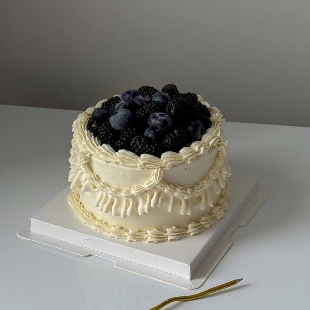 Бенто МАХ торт с ягодой