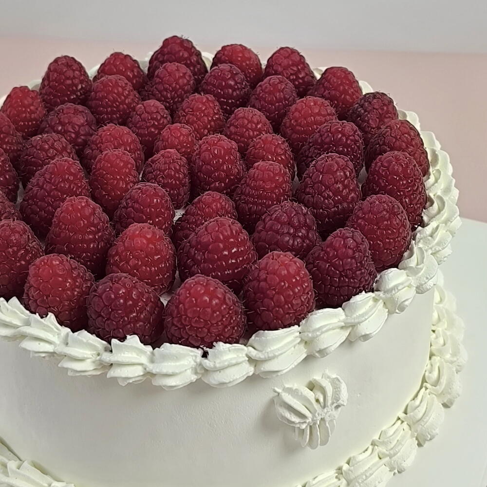 Бенто макси (900гр) с рюшами и свежей малиной / торт в стиле итальянского пирога / торт на день рождения