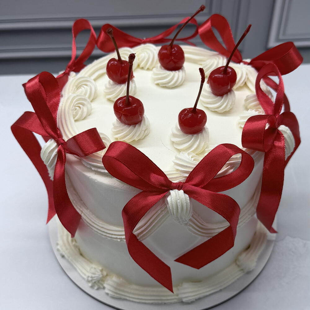 Бенто Макси Ламбет с вишней