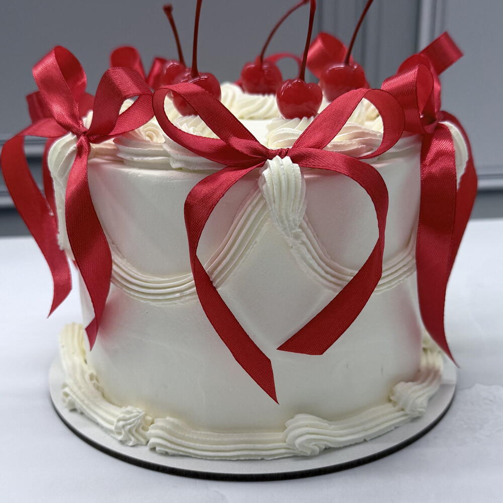 Бенто Макси Ламбет с вишней