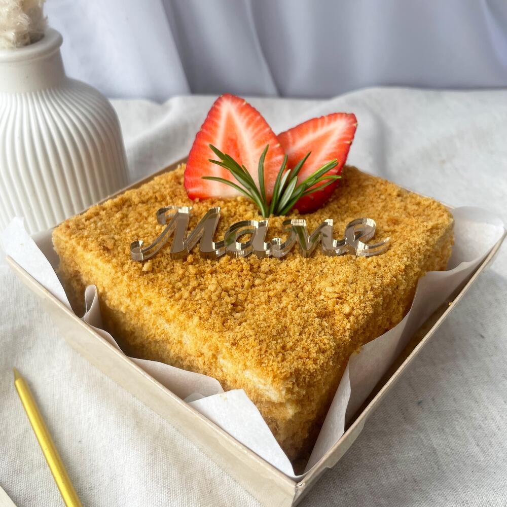 Бенто медовик для мамы