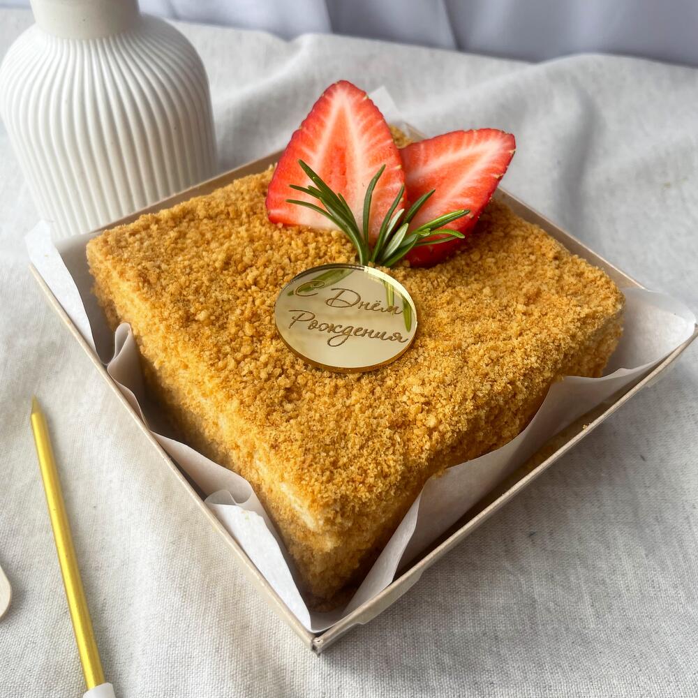 Бенто медовик на день рождения