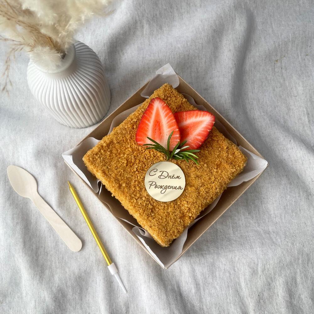 Бенто медовик на день рождения