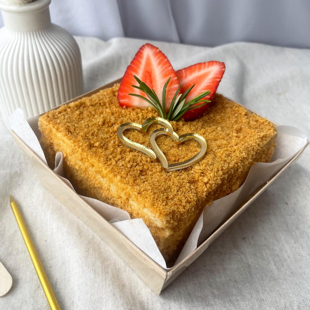 Бенто медовик на годовщину