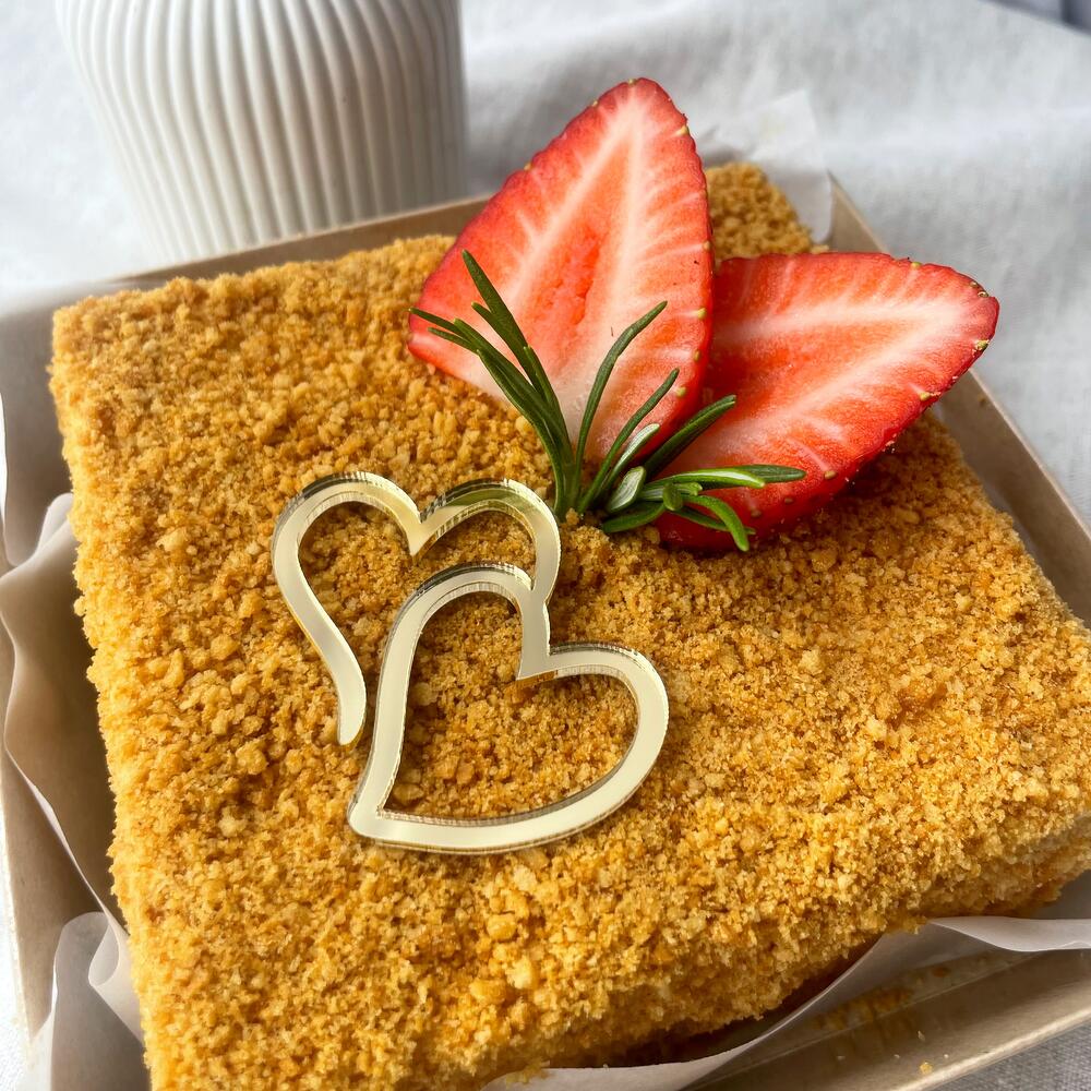 Бенто медовик на годовщину