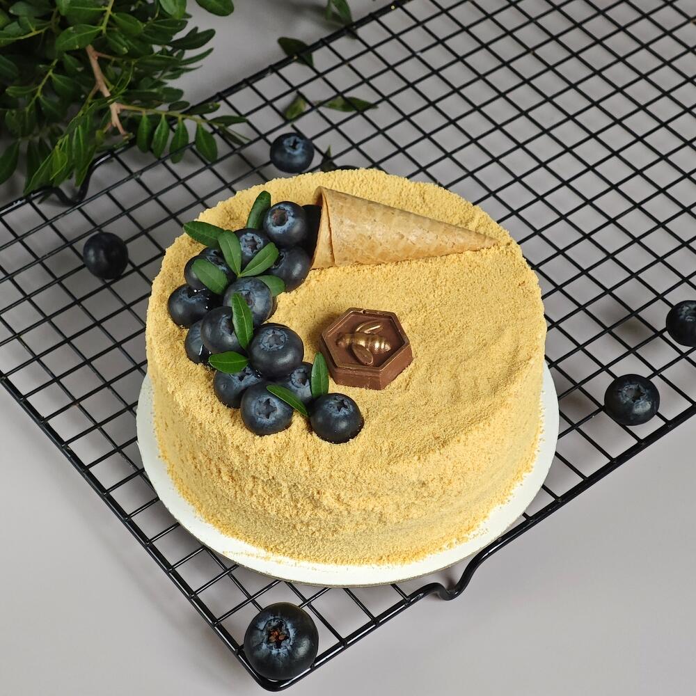 Бенто медовик в подарок маме, подруге, сестре, брату