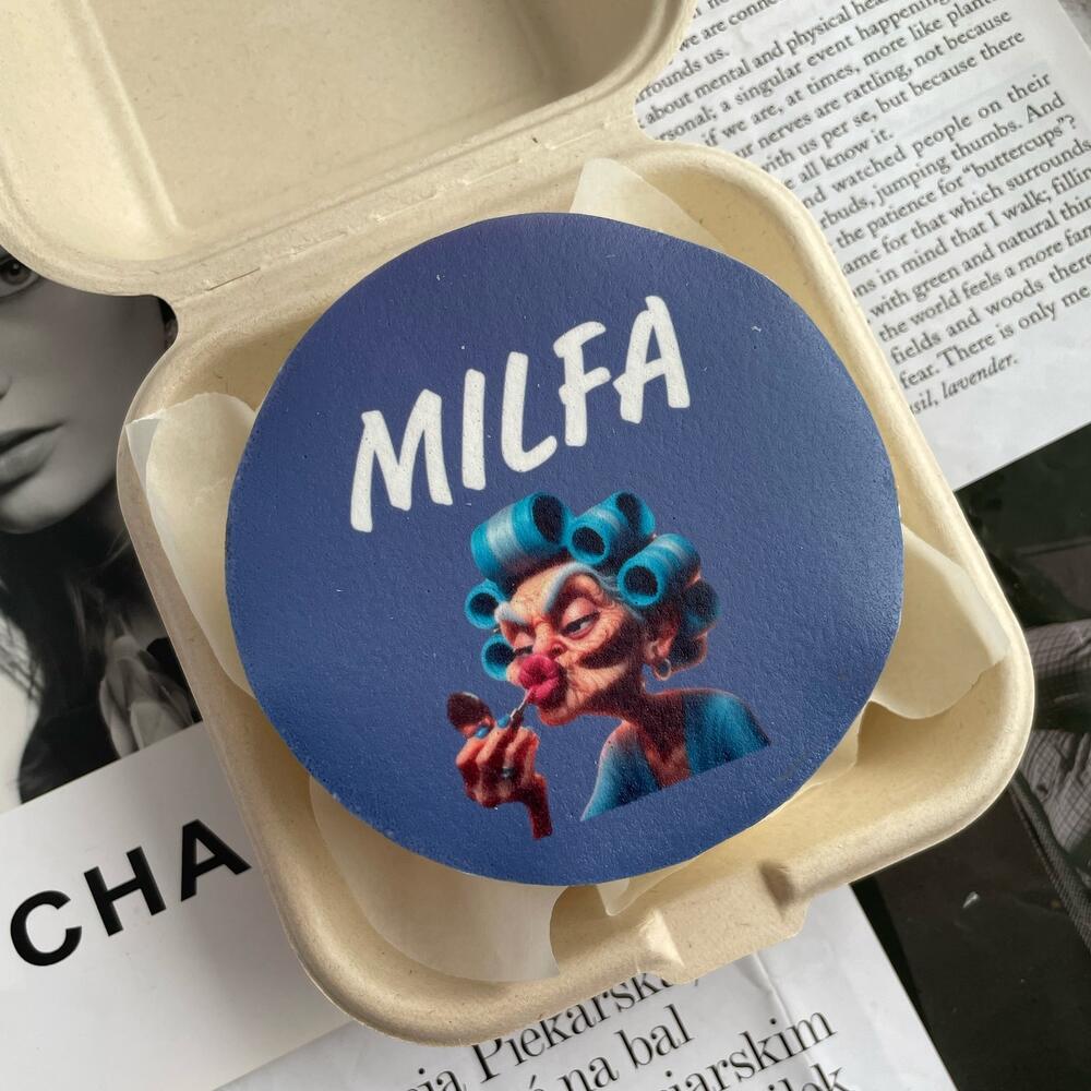 Бенто милфа