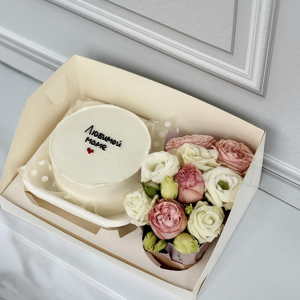 Бенто набор с цветами любимой маме