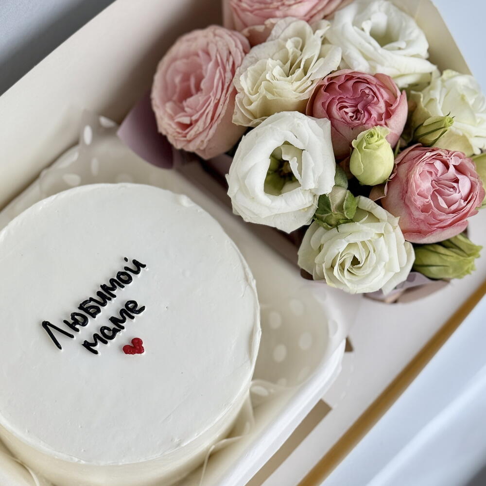 Бенто набор с цветами любимой маме