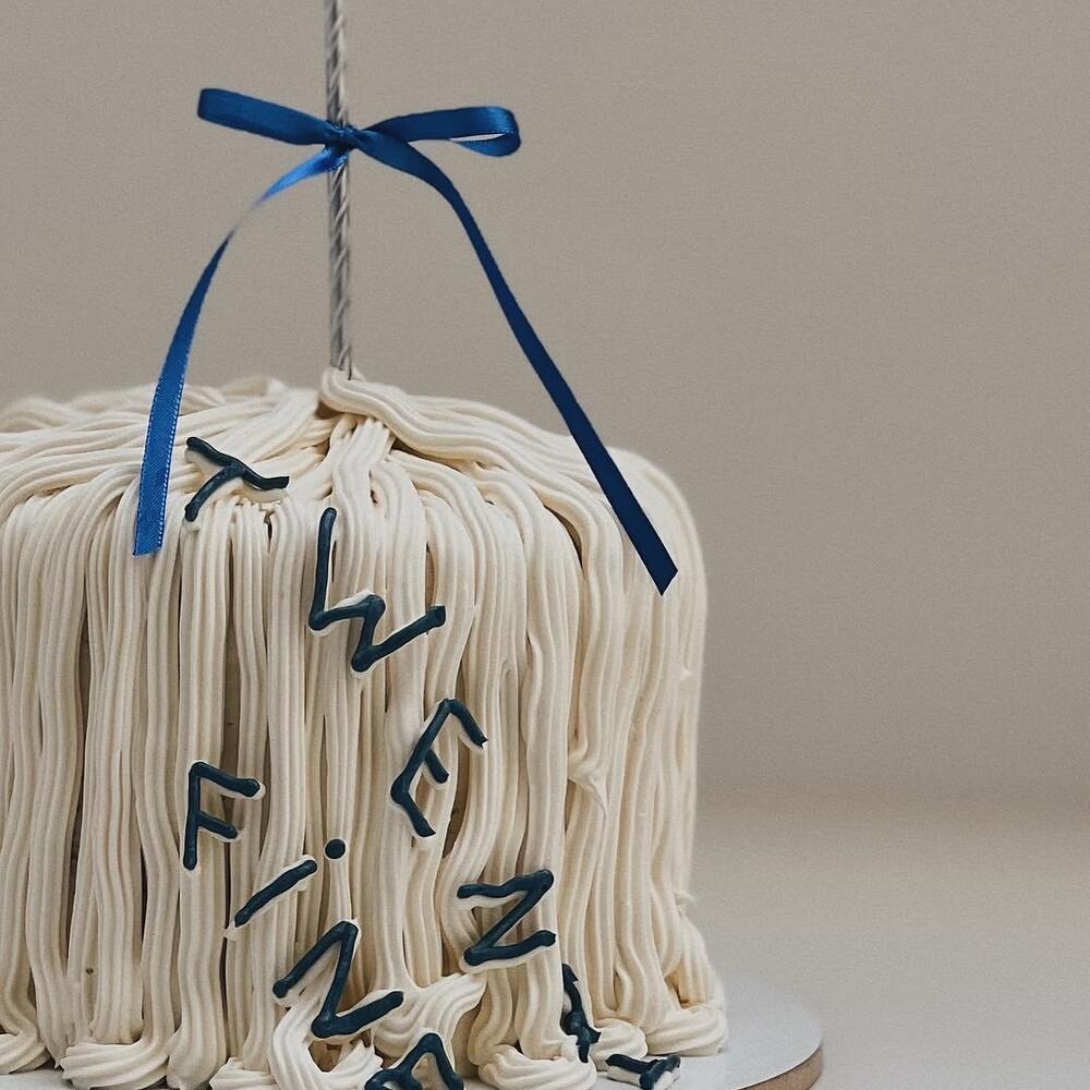 Бенто с авторским дизайном как на Пинтерест тренд 2025 года на день рождения