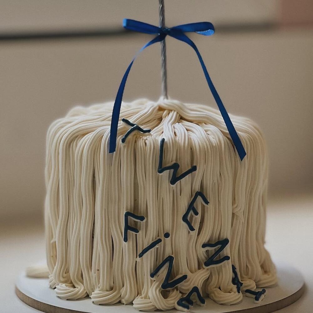 Бенто с авторским дизайном как на Пинтерест тренд 2025 года на день рождения