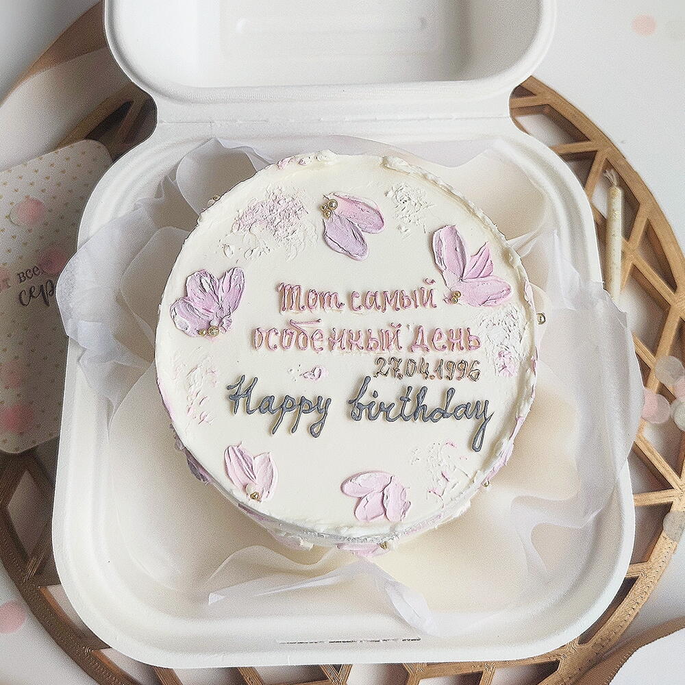 Бенто с лепестками в подарок