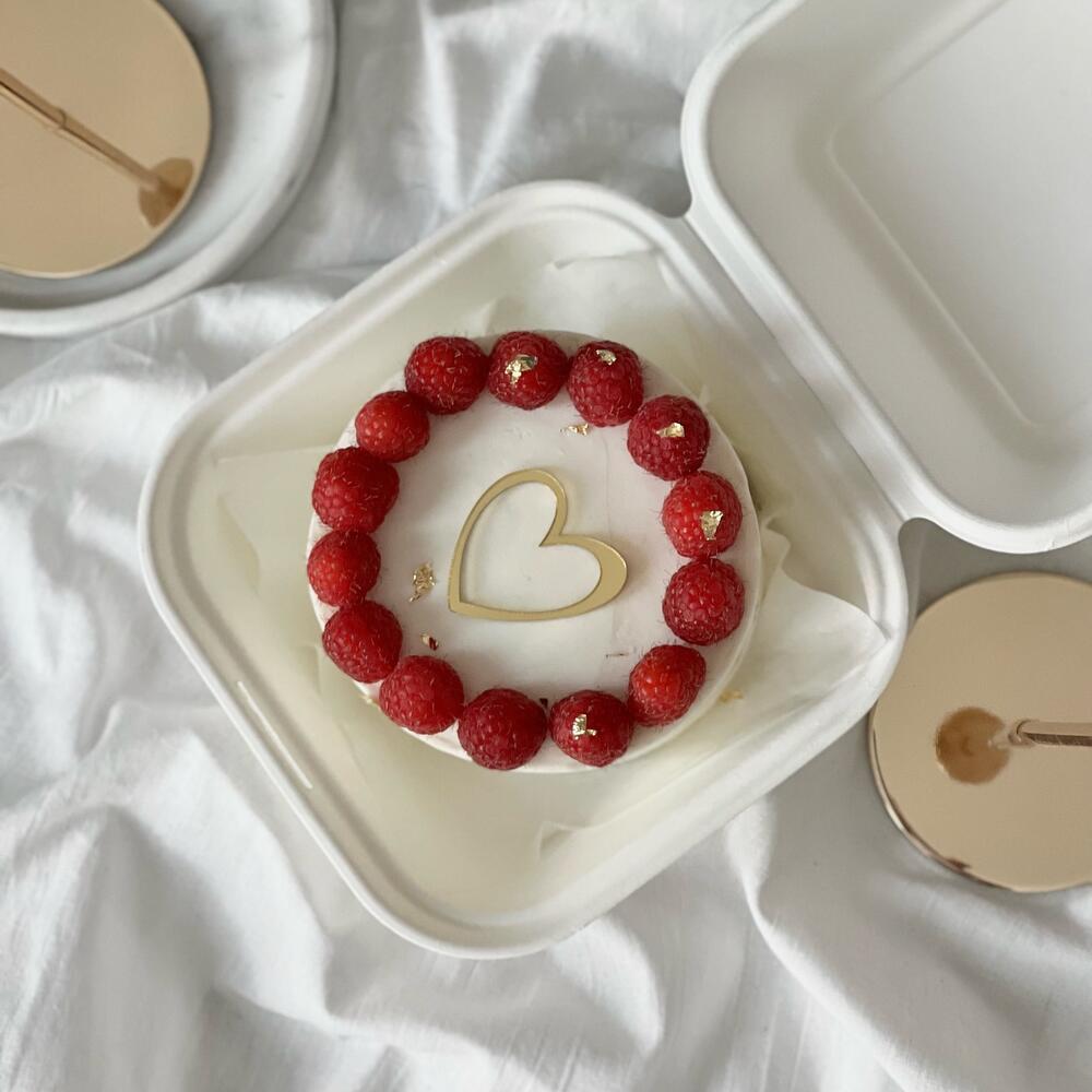 Бенто с малиной