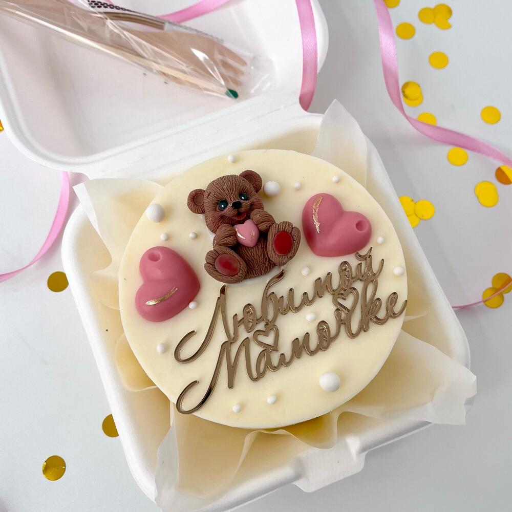 Бенто с мишкой к 8 марта