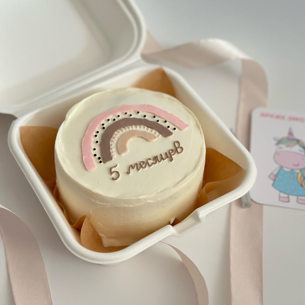 Бенто с радугой на каждый месяц малышу