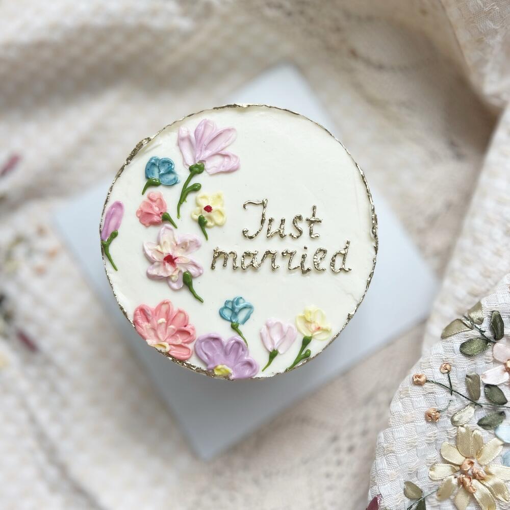 Бенто с цветочным принтом