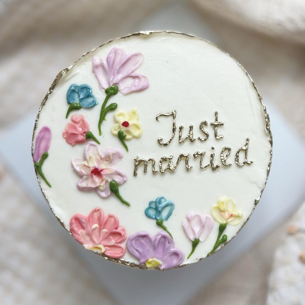 Бенто с цветочным принтом