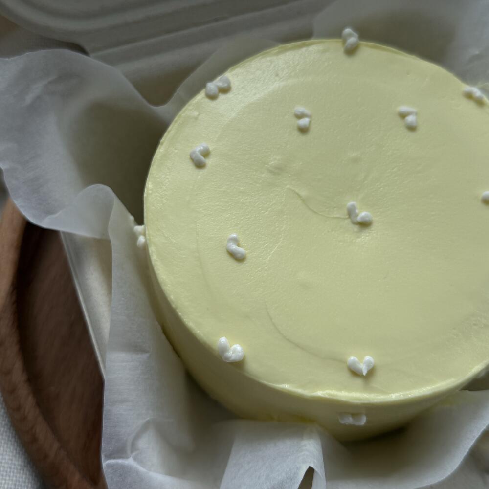 Бенто сливочный с сердечками