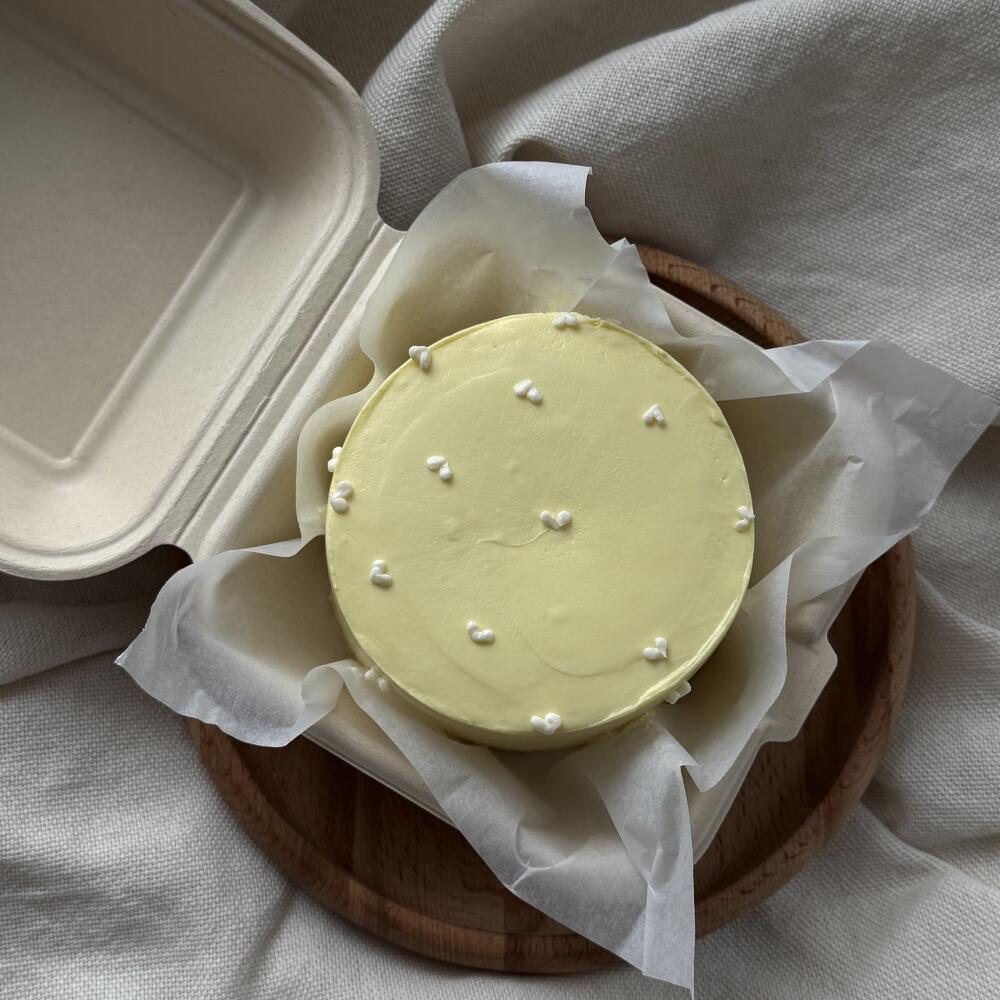 Бенто сливочный с сердечками