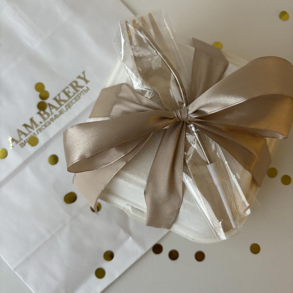 Бенто со своей надписью