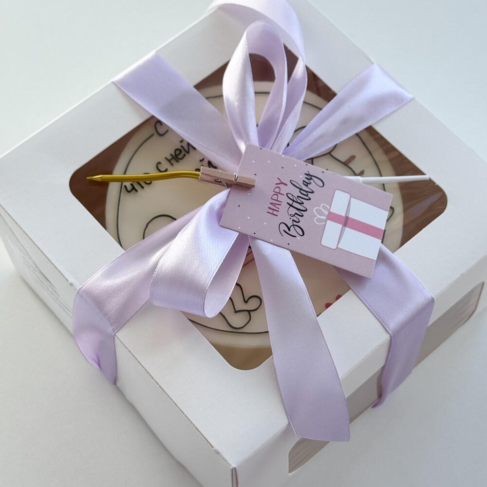 Бенто торт 1 кг для девушки "Что с ней?"