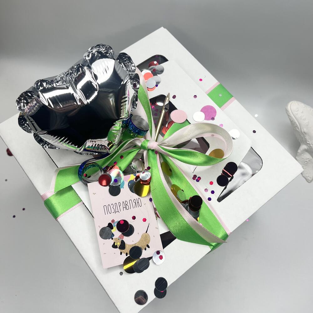 Бенто торт 1 кг «С днем рождения »