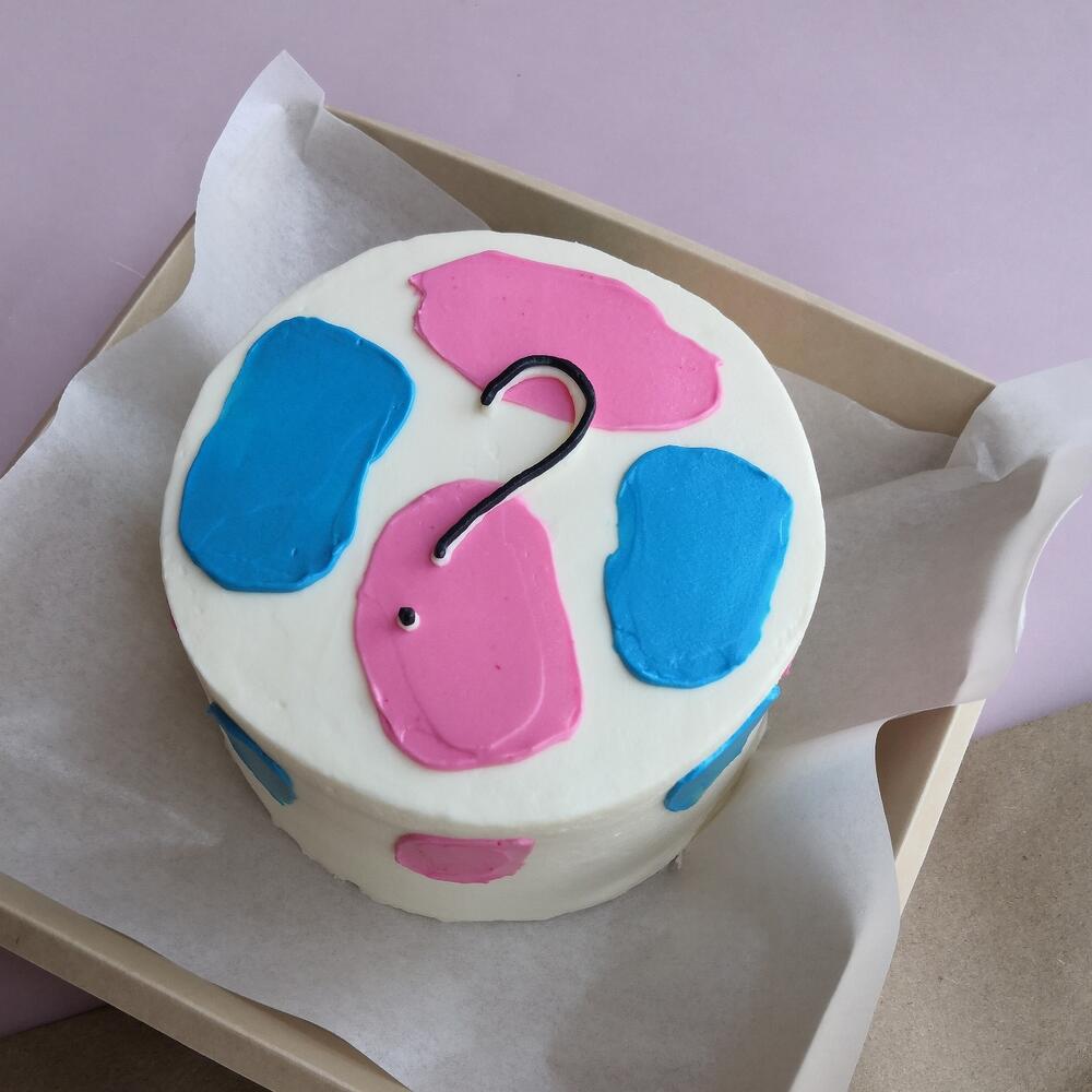 Бенто торт 11см - на гендер пати ( внутри розовый либо голубой крем)