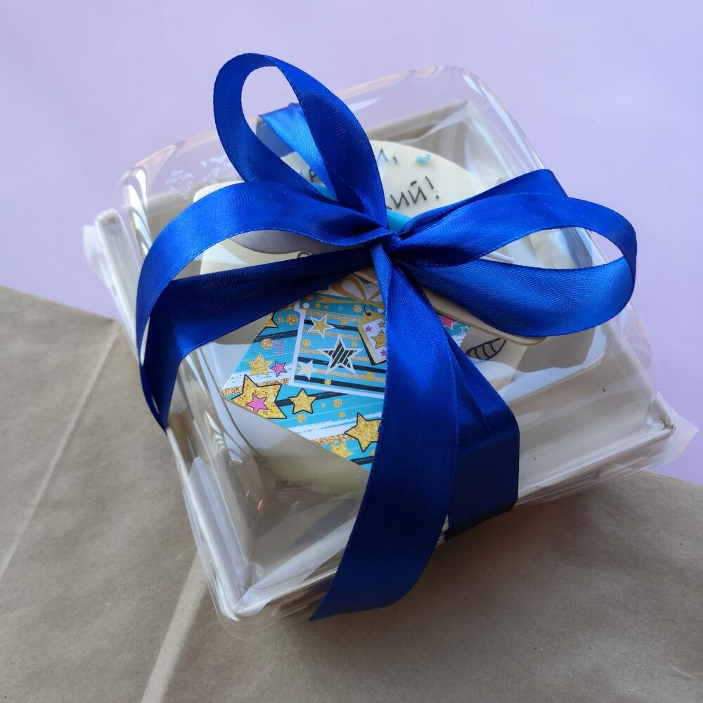 Бенто торт 11см на полгодика ( фон торта любой)