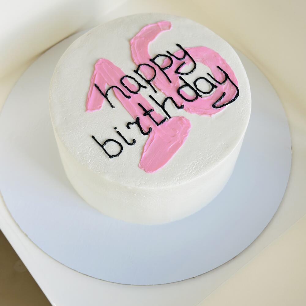 Бенто торт 600гр девушке