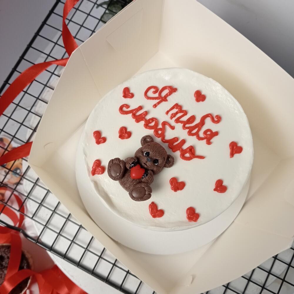 Бенто торт 600грамм мишка с сердцем ️