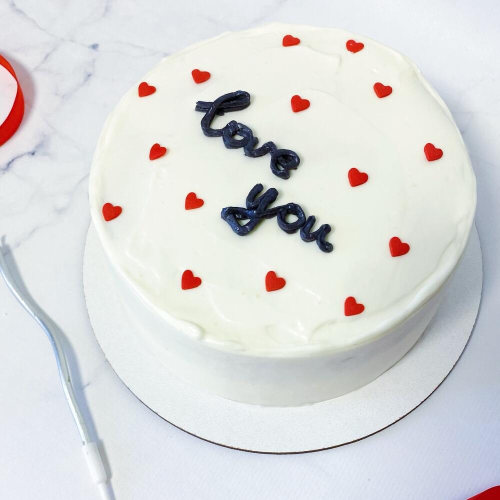 Бенто торт 700 гр. с индивидуальной надписью