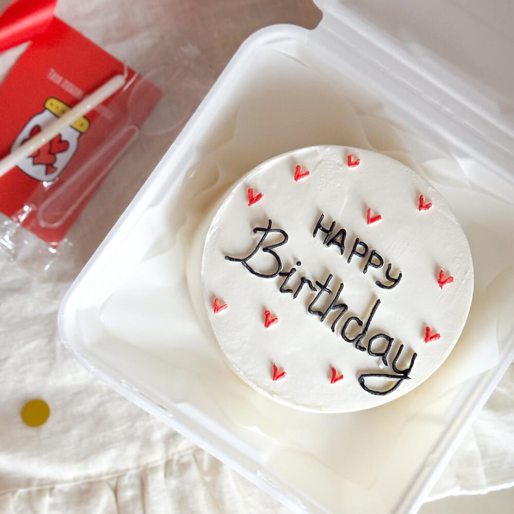 Бенто торт 800 гр с надписью «Happy Birthday