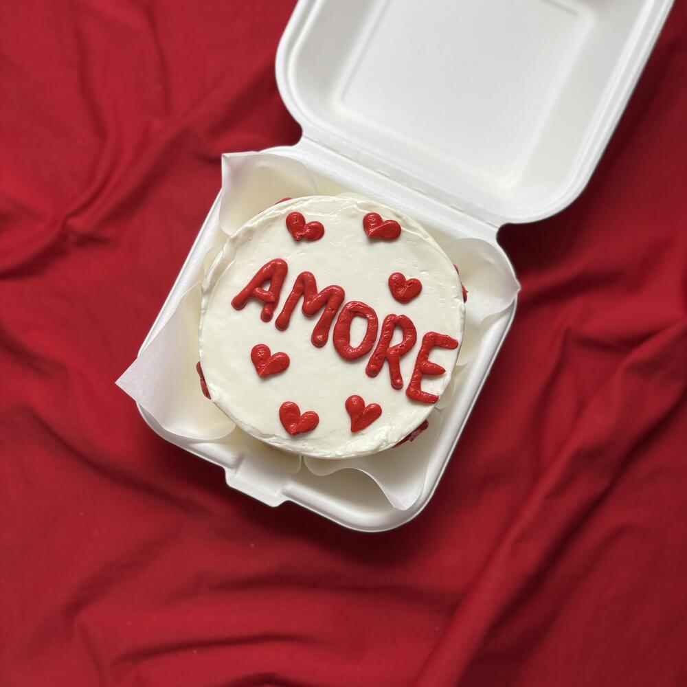 Бенто торт AMORE любовь на День Святого Валентина